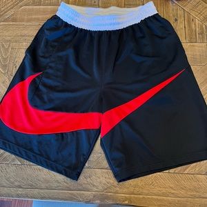 Men’s Nike Dri-Fit Gym Shorts Athletic Like New Black Red Swoosh